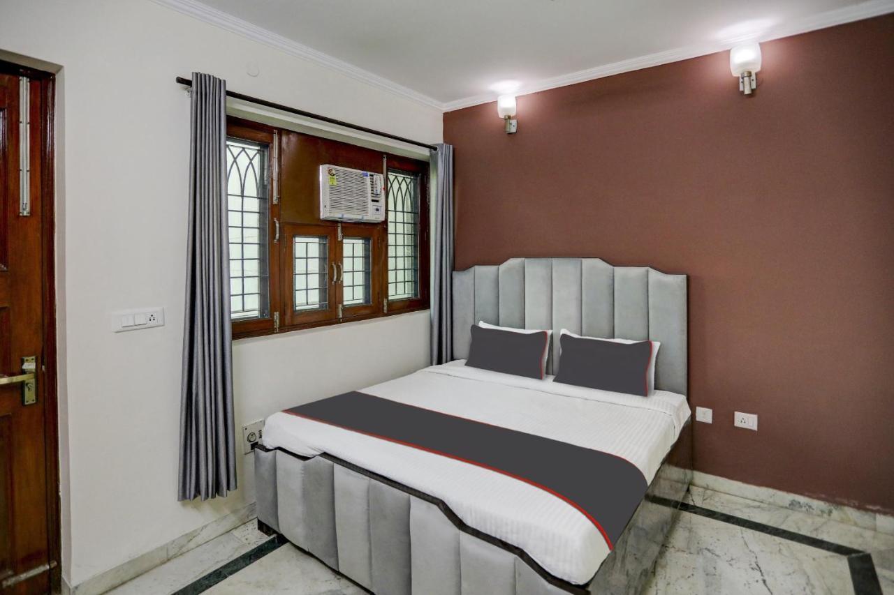 Готель Super Capital O Uk House Residency Ґурґаон Екстер'єр фото