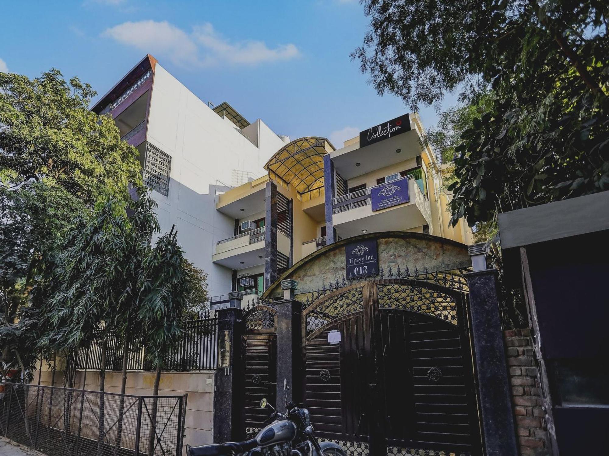 Готель Capital O Uk House Residency Ґурґаон Екстер'єр фото